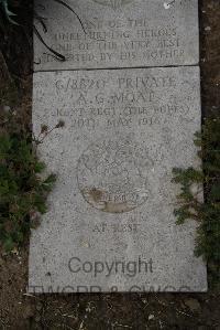 Wimereux Communal Cemetery - Moat, Arthur George