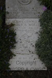 Wimereux Communal Cemetery - Morley, William Henry