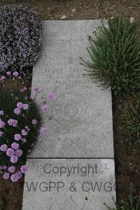 Wimereux Communal Cemetery - Murray, M L