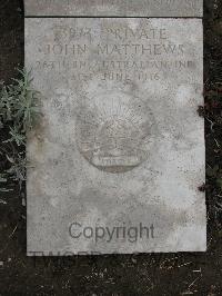 Wimereux Communal Cemetery - Matthews, John