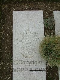 Wimereux Communal Cemetery - McDonald, Lachlan