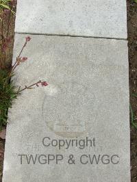Wimereux Communal Cemetery - Moore, John