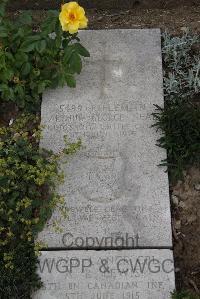 Wimereux Communal Cemetery - Neal, Arthur George