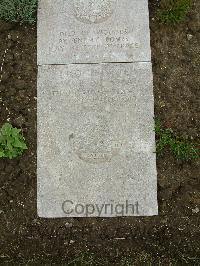 Wimereux Communal Cemetery - Newman, Samuel William Townsend
