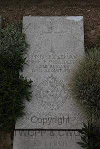 Wimereux Communal Cemetery - Osbaldeston, George Edward