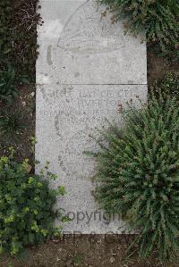 Wimereux Communal Cemetery - Overton, A