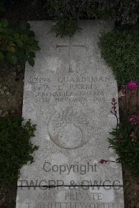 Wimereux Communal Cemetery - Parris, A L