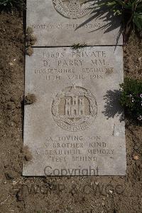 Wimereux Communal Cemetery - Parry, Daniel