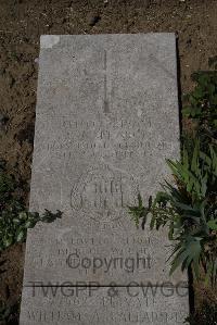 Wimereux Communal Cemetery - Pearce, Reginald George