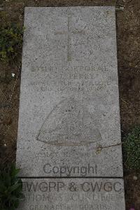 Wimereux Communal Cemetery - Perry, Arthur John