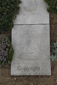Wimereux Communal Cemetery - Pike, A E