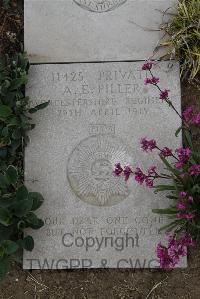 Wimereux Communal Cemetery - Piller, Albert Edward