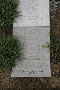 Wimereux Communal Cemetery - Preston, William Moon