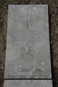 Wimereux Communal Cemetery - Richardson, G W