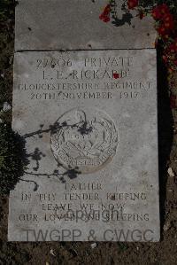 Wimereux Communal Cemetery - Rickard, Leslie Everett