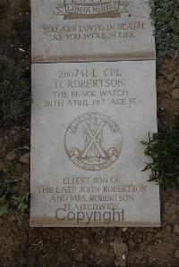Wimereux Communal Cemetery - Robertson, Duncan