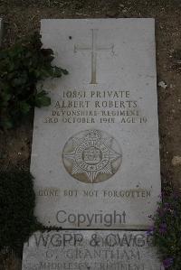 Wimereux Communal Cemetery - Roberts, Albert