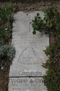 Wimereux Communal Cemetery - Rolls, Frederick William