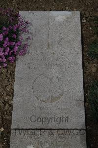 Wimereux Communal Cemetery - Ross, Alexander John Campbell