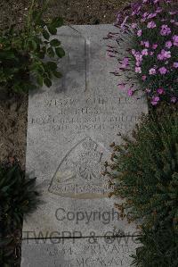Wimereux Communal Cemetery - Russell, J