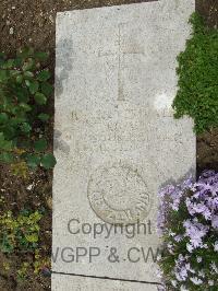 Wimereux Communal Cemetery - Reeves, Charles