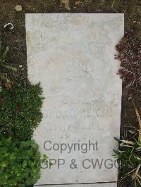 Wimereux Communal Cemetery - Reich, Bruno