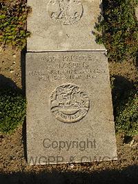 Wimereux Communal Cemetery - Roberts, A