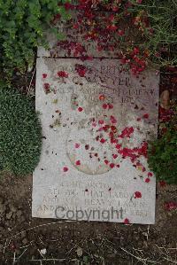 Wimereux Communal Cemetery - Sawyer, F G