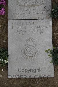Wimereux Communal Cemetery - Seamark, Joseph