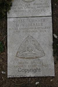 Wimereux Communal Cemetery - Searle, Horace Edward