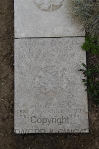 Wimereux Communal Cemetery - Seaston, George Donald