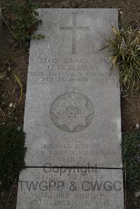 Wimereux Communal Cemetery - Selway, Harry Oliver