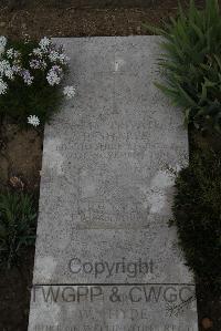 Wimereux Communal Cemetery - Sharpe, Frank