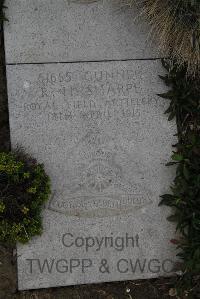 Wimereux Communal Cemetery - Sharpe, Robert Harold
