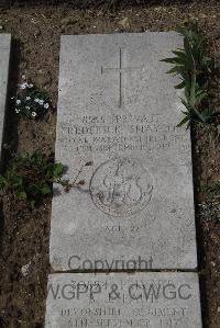 Wimereux Communal Cemetery - Shaylor, Frederick
