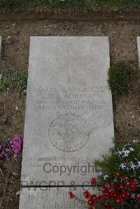 Wimereux Communal Cemetery - Sherry, Thomas S.
