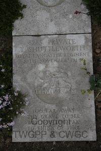 Wimereux Communal Cemetery - Shuttleworth, T