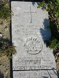 Wimereux Communal Cemetery - Smead, Thomas James