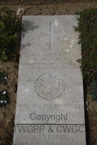 Wimereux Communal Cemetery - Smith, Archie William