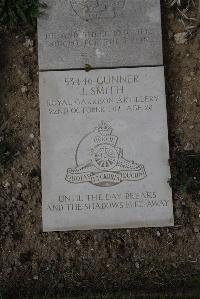 Wimereux Communal Cemetery - Smith, John