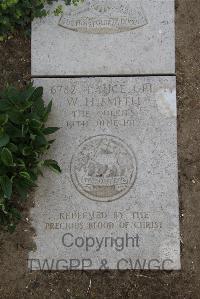 Wimereux Communal Cemetery - Smith, William Healy