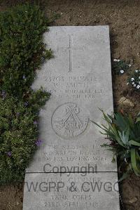 Wimereux Communal Cemetery - Smith, W