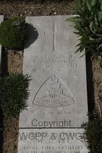 Wimereux Communal Cemetery - Stephens, Richard Gomer