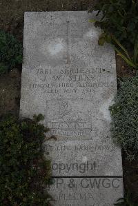 Wimereux Communal Cemetery - Stray, James William