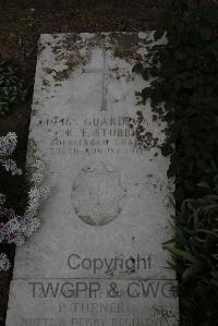 Wimereux Communal Cemetery - Stubbs, Robert Edwin