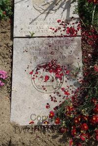Wimereux Communal Cemetery - Sullivan, James