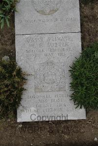 Wimereux Communal Cemetery - Suttle, Walter Edward