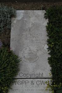 Wimereux Communal Cemetery - Sye, William Charles