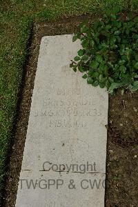 Wimereux Communal Cemetery - Stadie, Hans