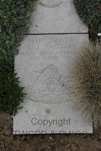 Wimereux Communal Cemetery - Taggart, Francis John
